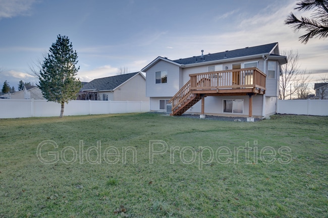 Building Photo - 7488 N Courcelles Pkwy