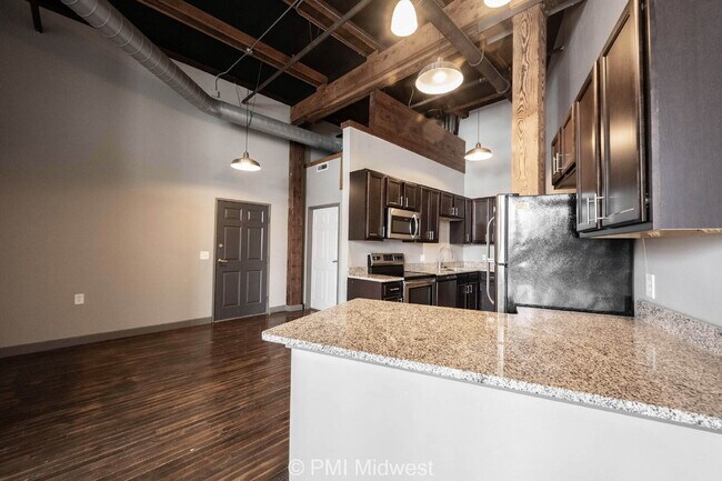 Building Photo - 501 Madison Ave