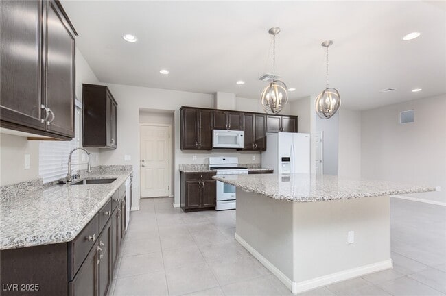 Building Photo - 9857 Mercer Ests Ct