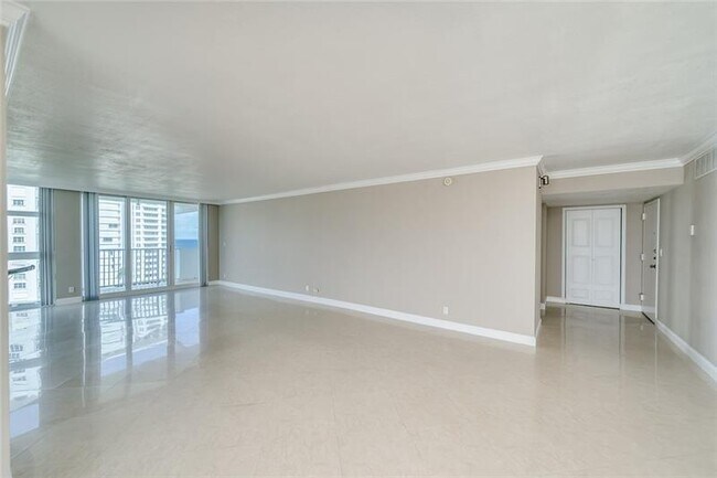 Building Photo - 1360 S Ocean Blvd