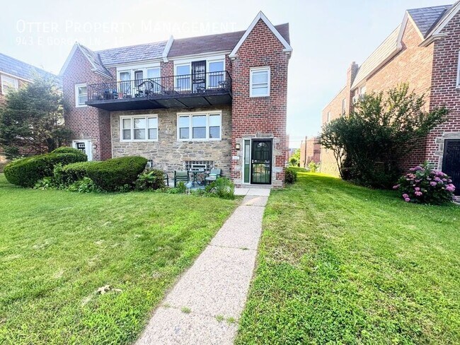 Building Photo - 943 E Gorgas Ln