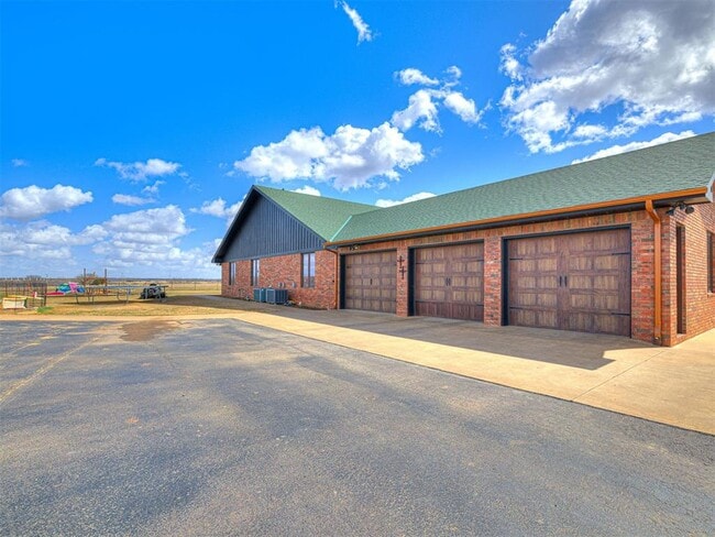 Building Photo - 344750 830 Rd