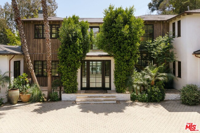 Building Photo - 1105 Rivas Canyon Rd