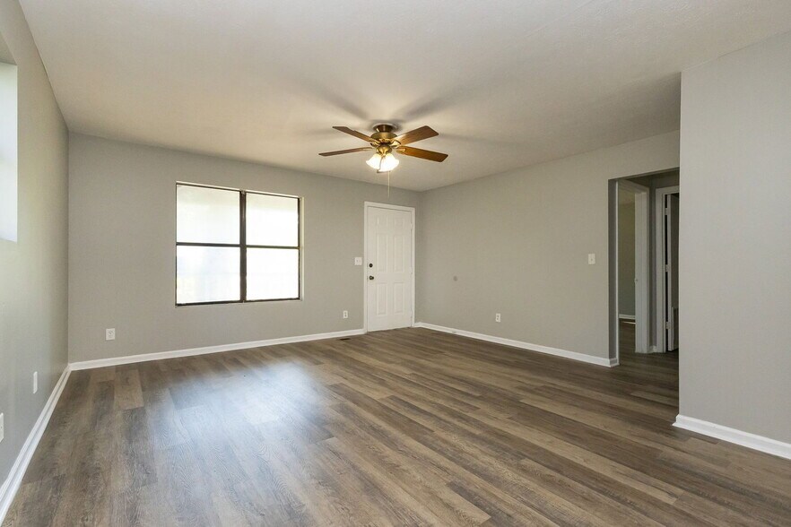 Building Photo - 13797 Tanoka Ct