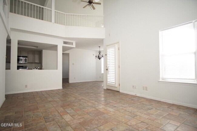 Building Photo - 6040 Los Siglos Dr