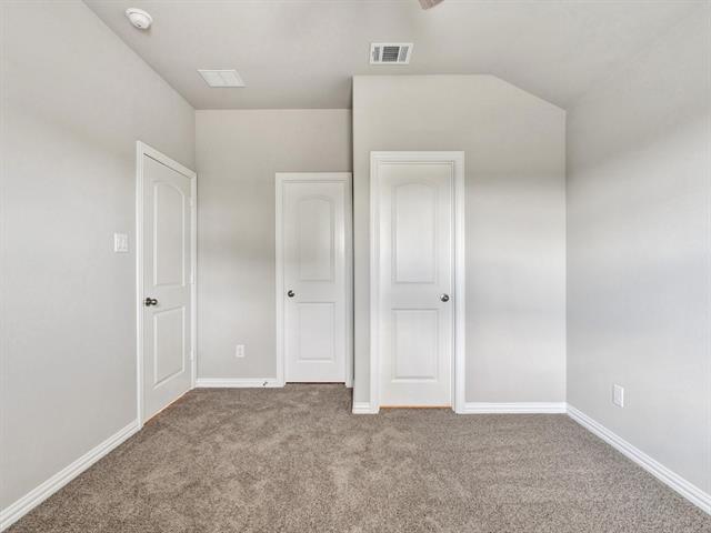 Building Photo - 2106 Sandpiper Wy