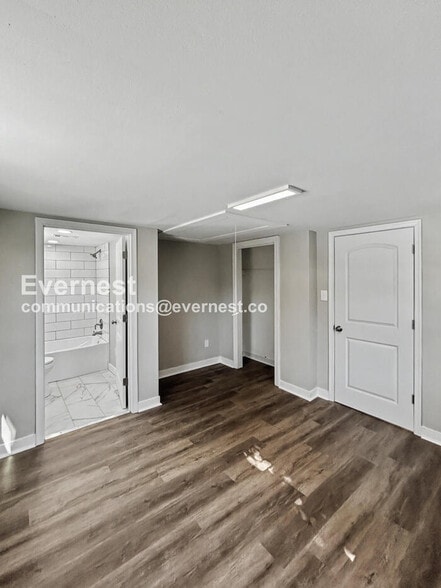 Building Photo - 1006 Turner Rd