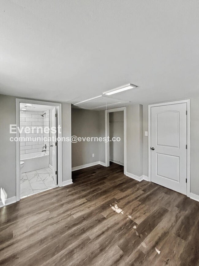 Building Photo - 1006 Turner Rd