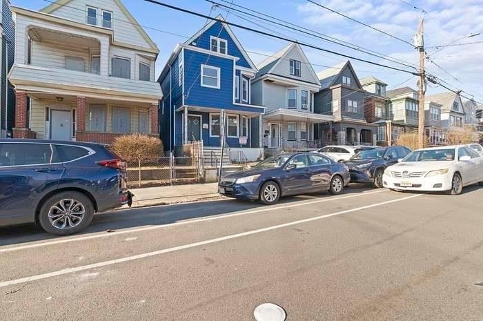 Building Photo - 149 Wegman Pky