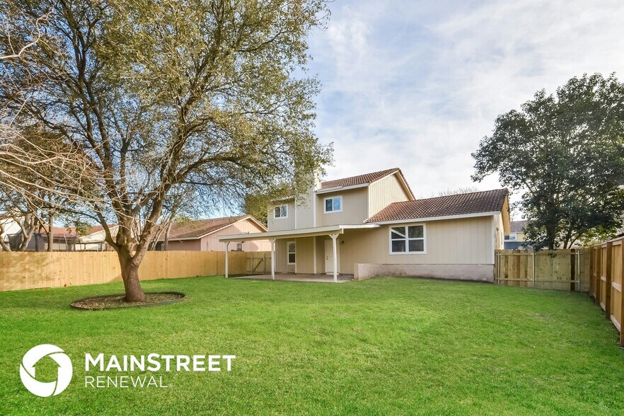 Building Photo - 5635 Sunup Dr