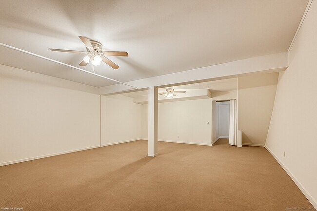 Building Photo - 202 Soundview Ave