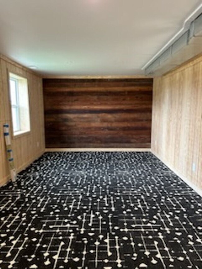 Building Photo - Blu Dot Farm 3