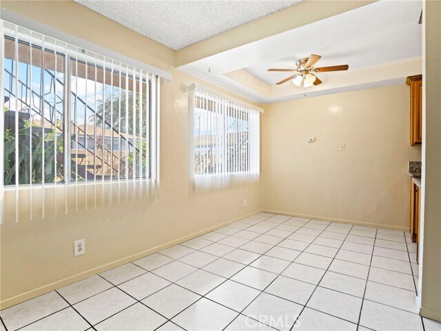 Building Photo - 9918 Ramona St