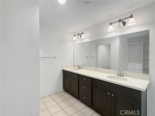 Building Photo - 15375 Lotus Cir