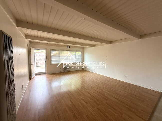 Building Photo - 2815 Santa Paula Ct