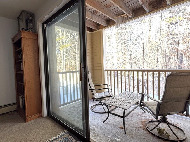 Building Photo - 19 Saco St