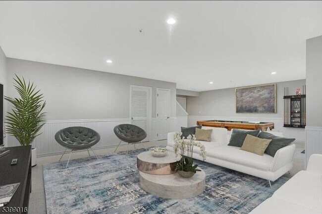 Building Photo - 3804 Scenic Ct