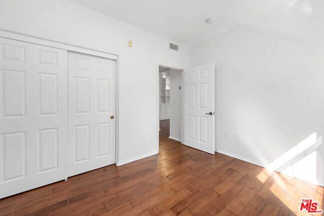 Building Photo - 13080 Pacific Promenade