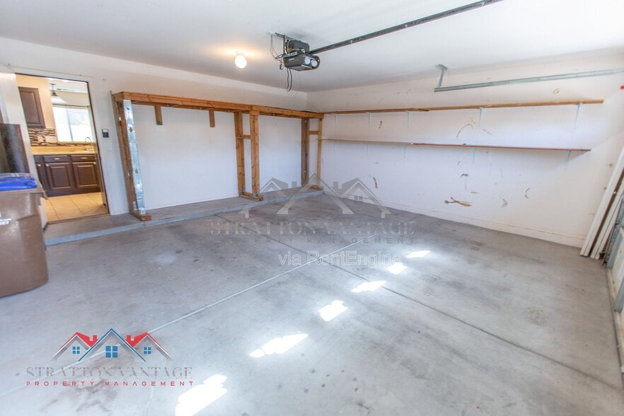 Building Photo - 203 S 16th St