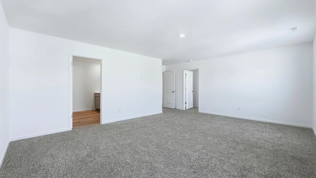 Building Photo - 5495 Tranquilo Wy