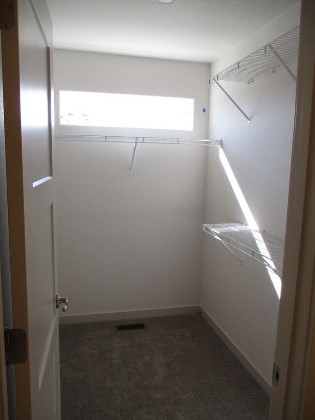 Building Photo - 1155 Smt Vis Dr