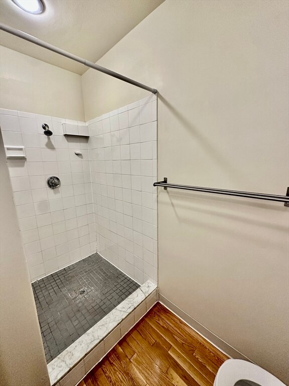 Building Photo - 132 W Concord St