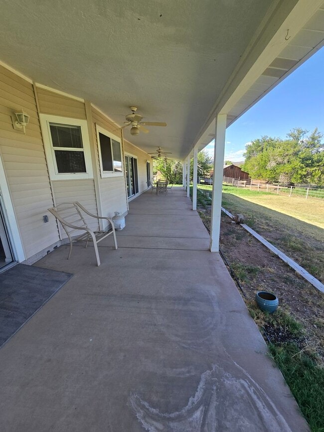 Building Photo - Unfurnished, 1-Year Long-Term Rental