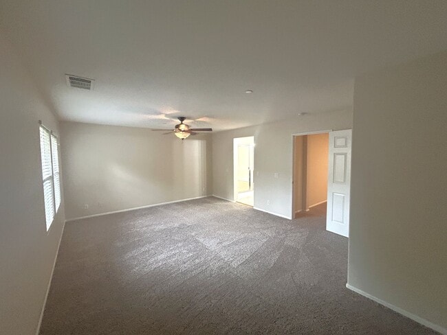 Building Photo - Isidora Lane  Eastvale, Ca (3 bed, 2.5 bath)