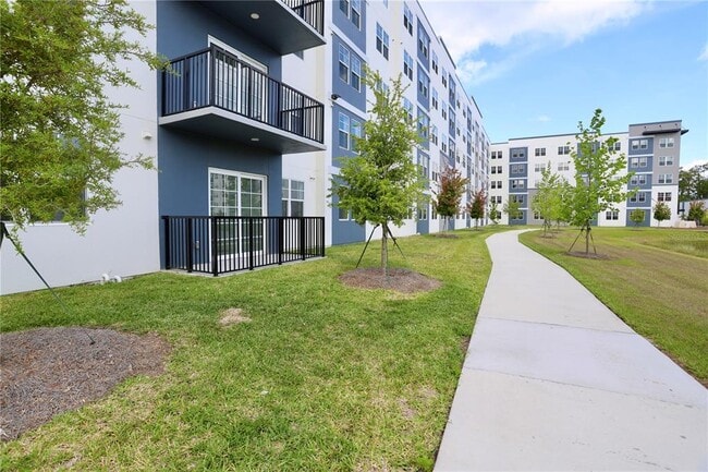 Building Photo - 5579 Millennia Park Dr