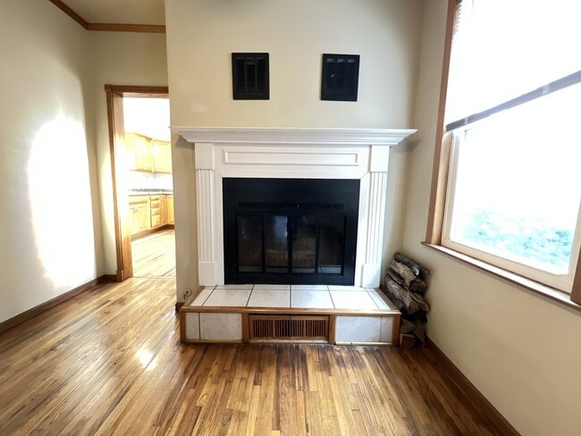 Building Photo - 2268 White St