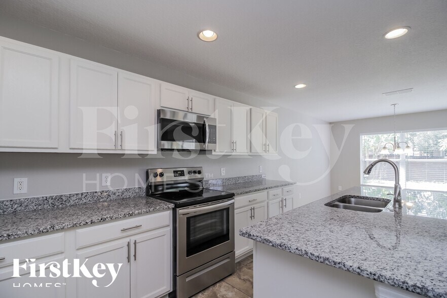 Building Photo - 1344 Blackwater Pond Dr