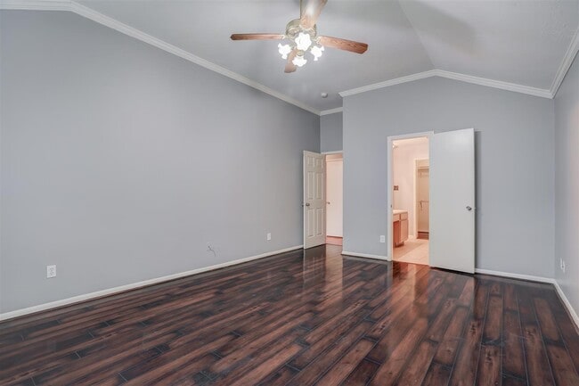 Building Photo - 3614 Lindenfield Dr