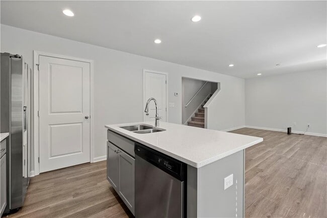 Building Photo - 1139 Lookout Ave NW