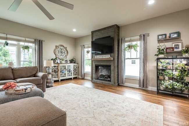 Building Photo - 4297 S Windmill Ln