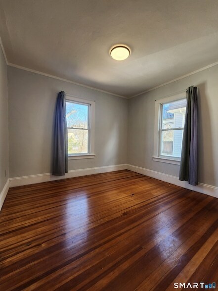 Building Photo - 458 Hillside Ave