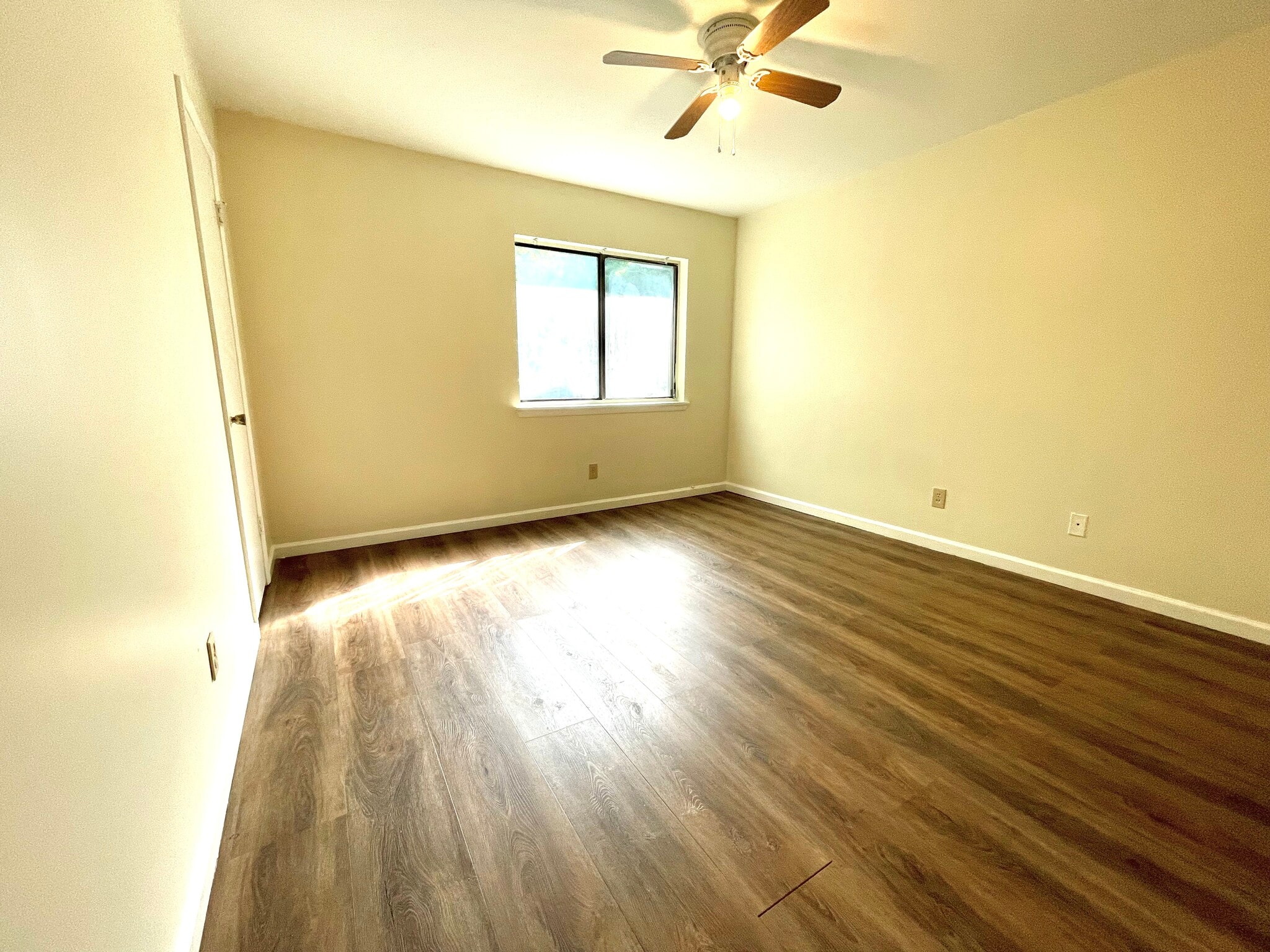 Building Photo - 6428 Parton Ct