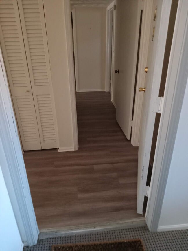 CONDO ENTRANCE - 5201 Atlantic Blvd