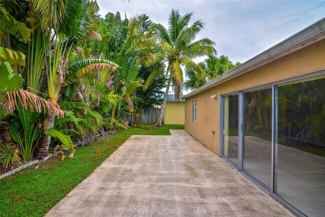 Building Photo - 18813 Cloud Lake Cir