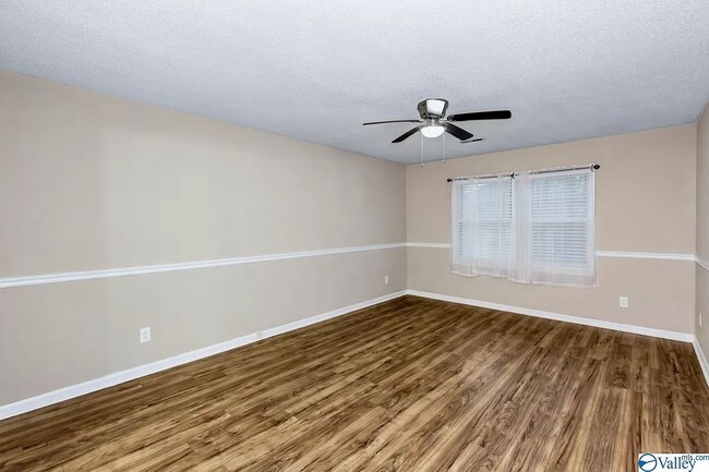 Building Photo - 13010 Coys Dr SE