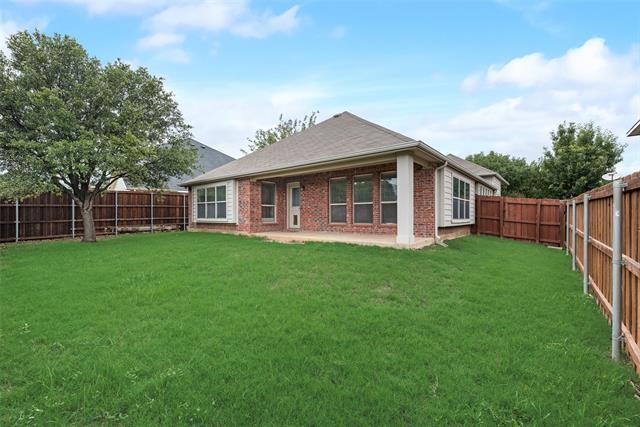 Building Photo - 6556 Fairview Dr