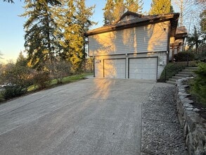 Building Photo - Spacious Mukilteo Home with Stunning Outdoor Living and Lush Landscaping