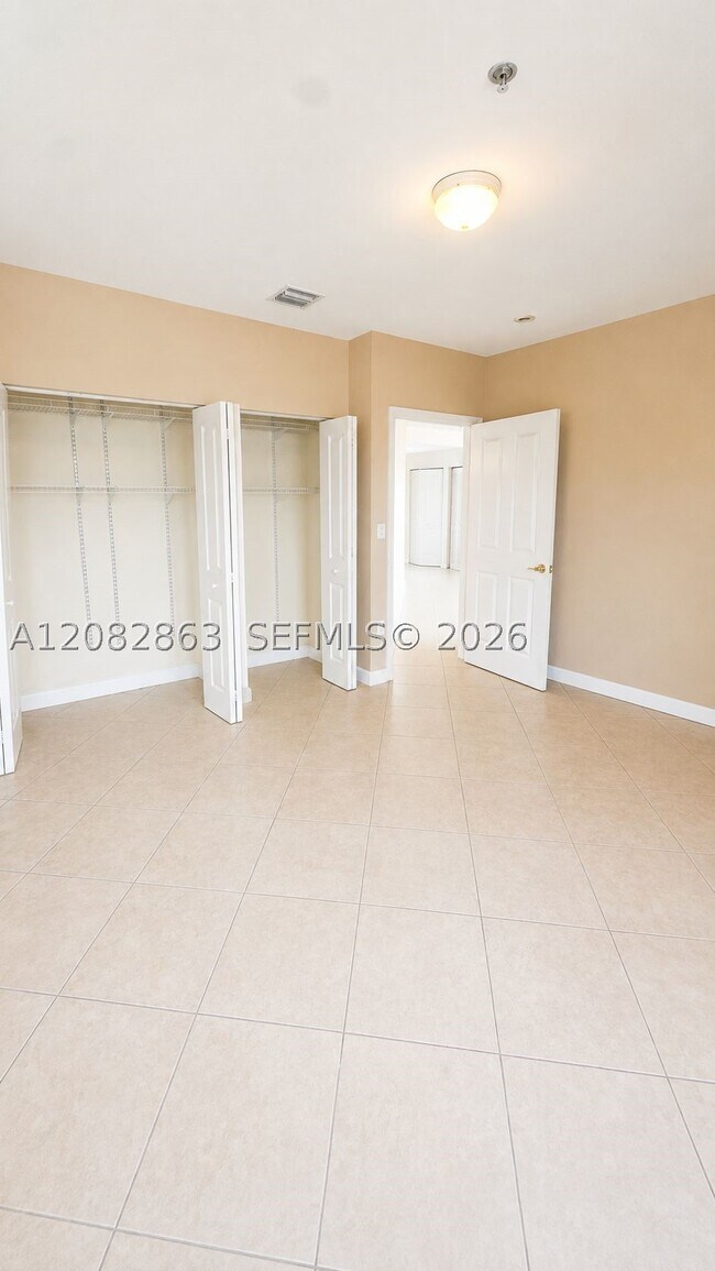 Building Photo - 2280 SW 32nd Ave