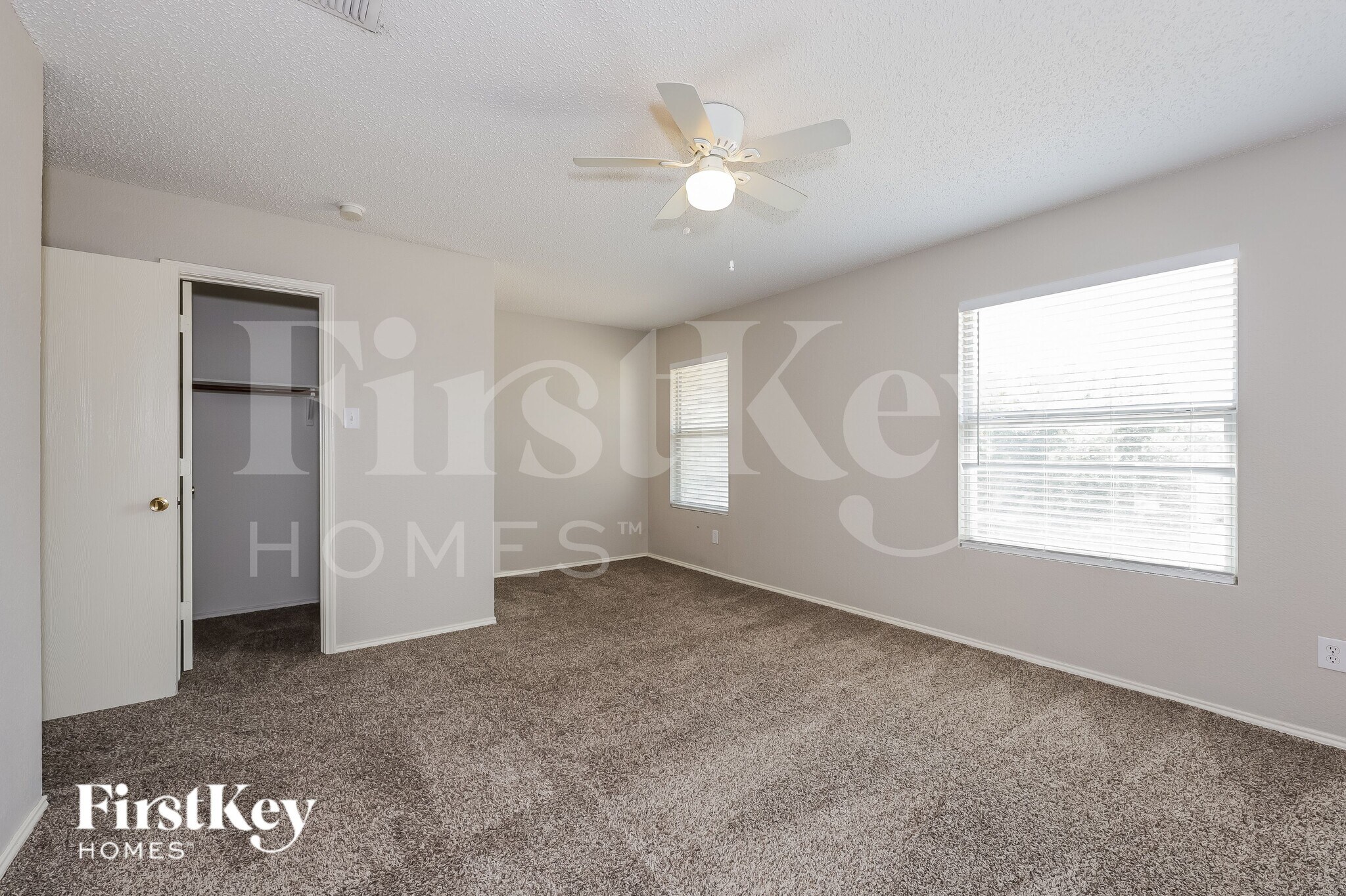 Building Photo - 761 Lowe Dr