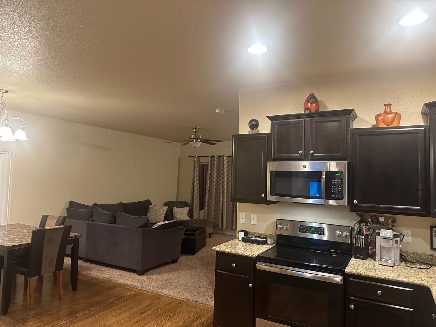 Building Photo - 1290 Antrim Loop