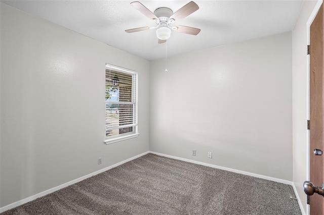 Building Photo - 1221 E FM 4