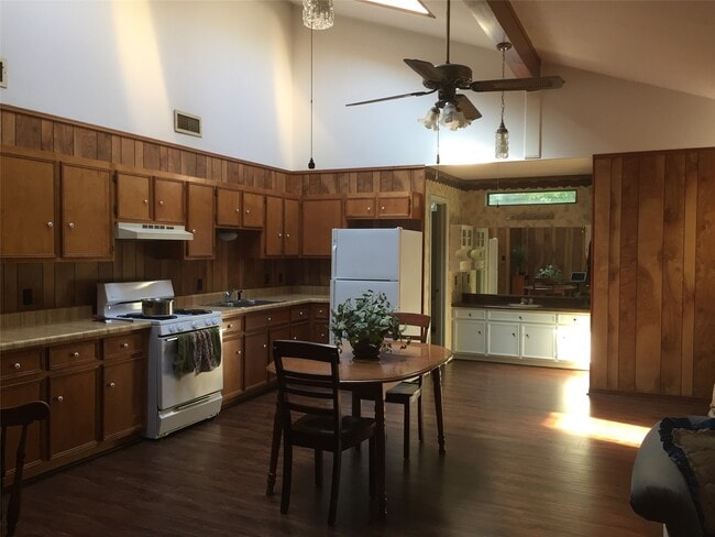 Building Photo - 2604 Bois D Arc Dr