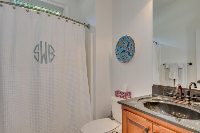 Building Photo - 501 John Fox's Run