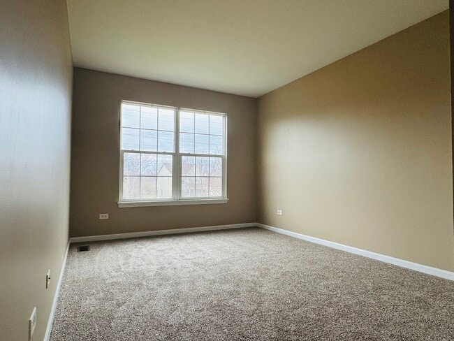 Building Photo - 408 Clifton Ln