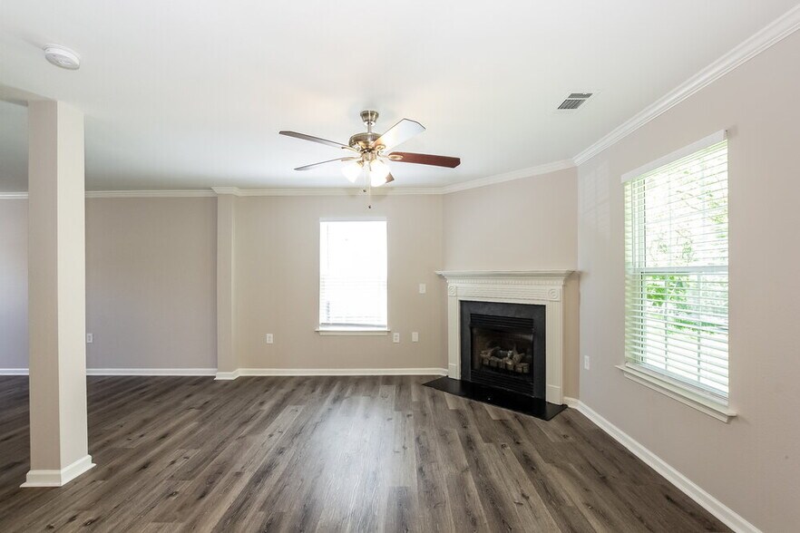 Building Photo - 1413 Jordans Pond Ln