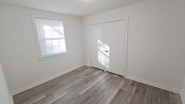 Building Photo - Monetta Apartments